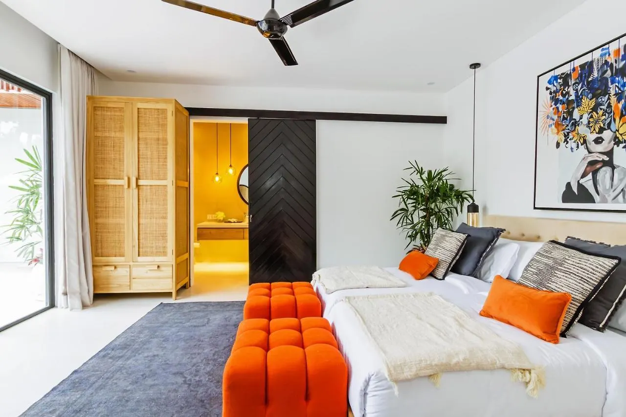 The Botanical 6 Bed Luxury 900 Meter From Beach Seminyak Endonezya